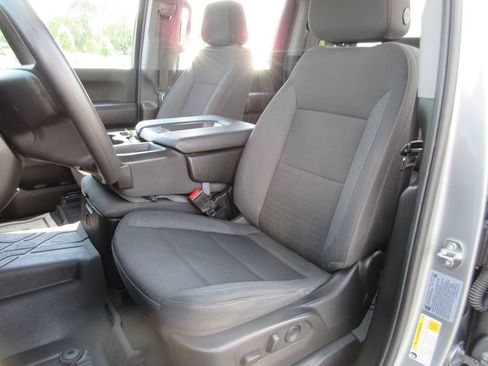 Certified 2024 Chevrolet Silverado 2500 Custom w/ Custom Convenience Package AWD/4WD image 19