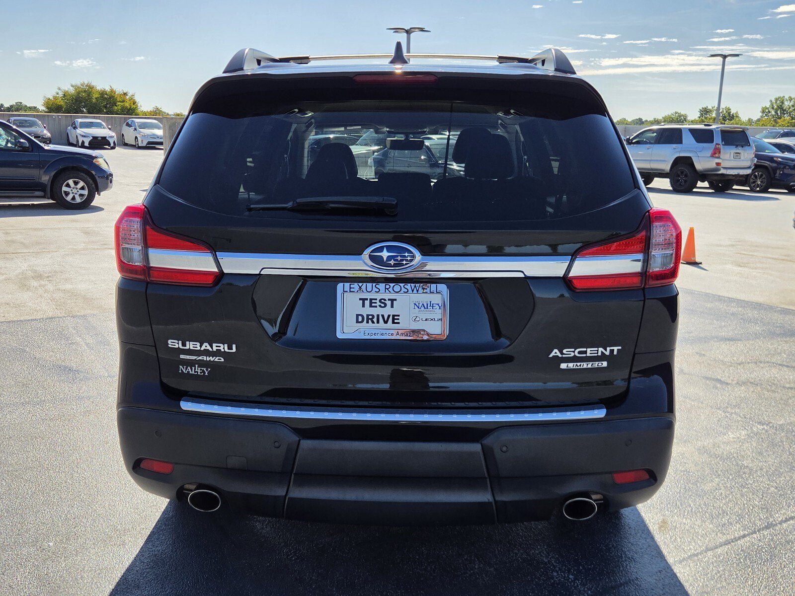 Used 2021 Subaru Ascent Limited w/ Popular Package #2A AWD/4WD image 4