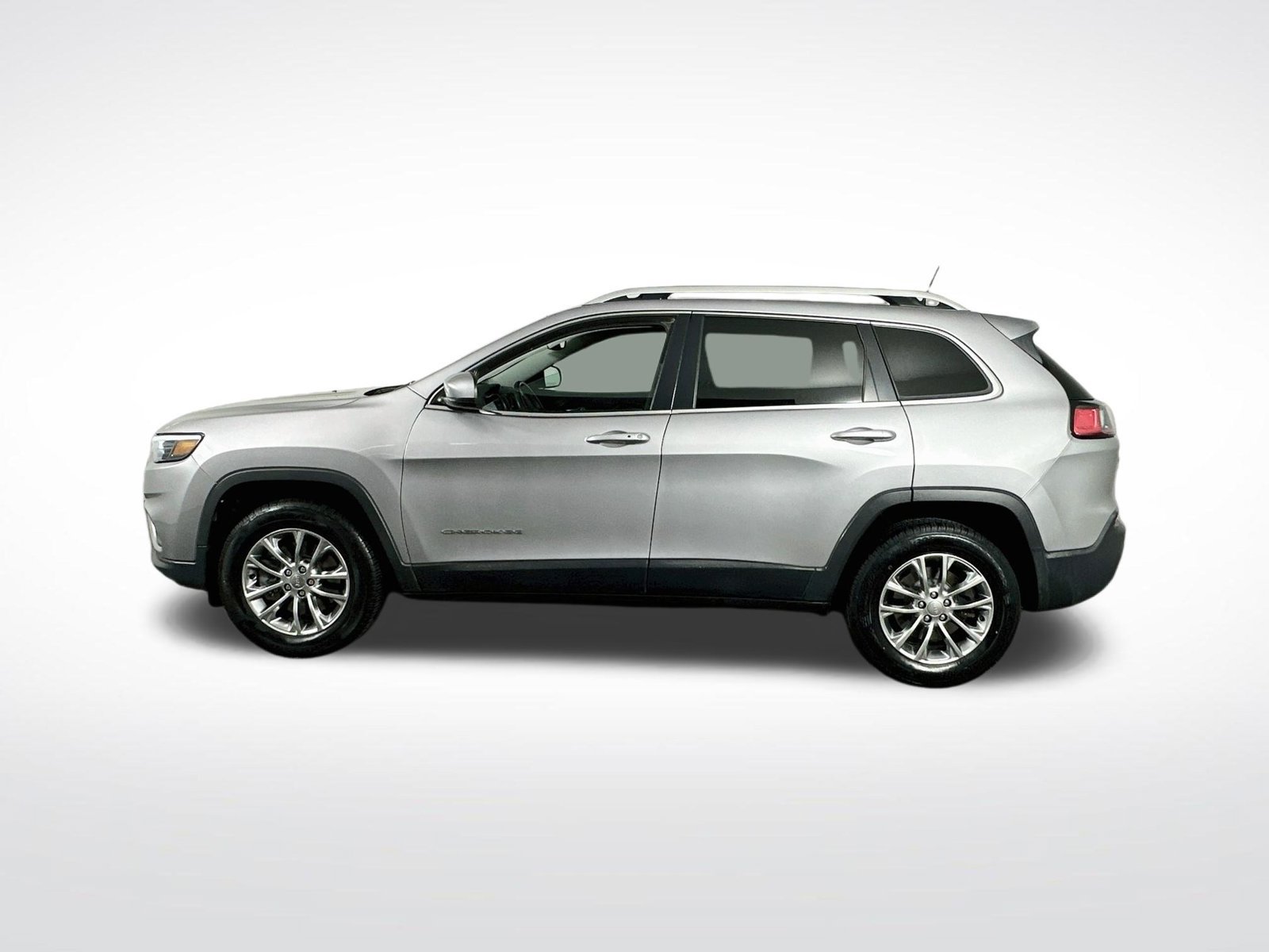 Used 2019 Jeep Cherokee Latitude Plus w/ Comfort/Convenience Group AWD/4WD image 5