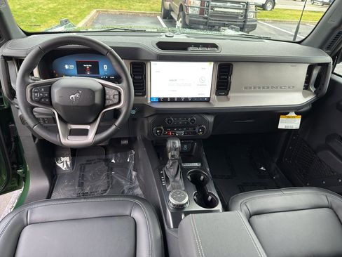 New 2025 Ford Bronco Outer Banks image 23
