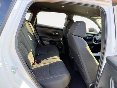 Used 2024 Honda HR-V Sport image 18