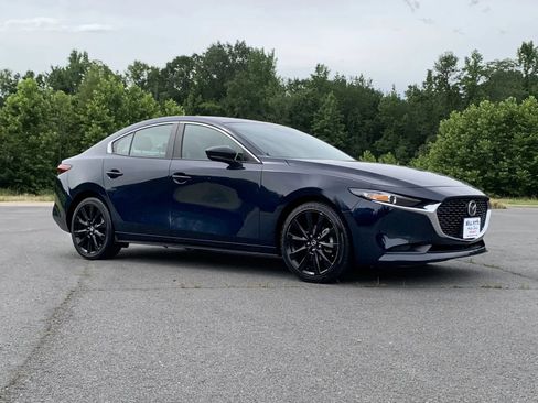 Used 2024 MAZDA MAZDA3 s FWD image 1