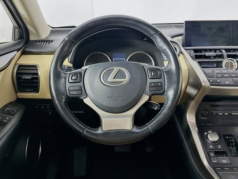 Used 2015 Lexus NX 300h AWD image 18