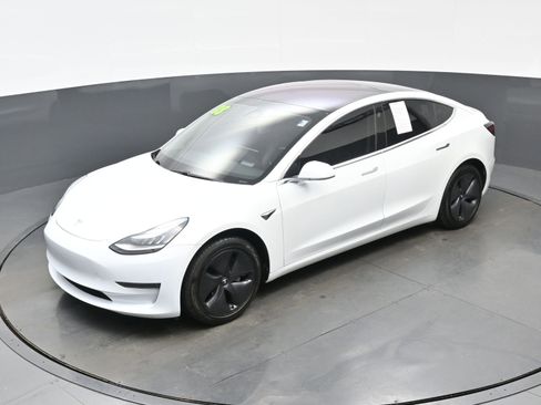 Used 2018 Tesla Model 3 Long Range image 31