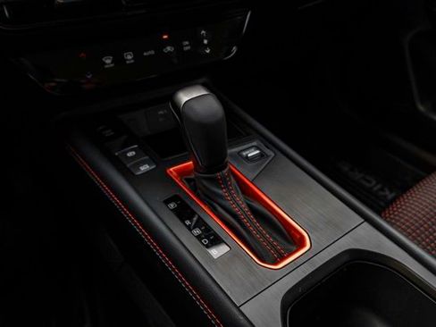 Used 2026 Nissan Kicks SR image 17