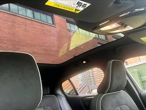 Used 2023 Volvo C40 P8 Recharge Ultimate AWD/4WD image 24