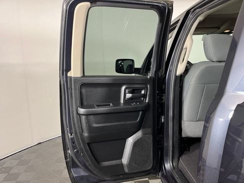 Used 2018 RAM 1500 Express w/ Express Value Package AWD/4WD image 29