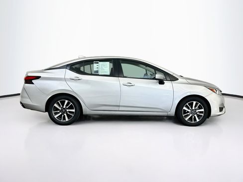 Used 2024 Nissan Versa SV FWD image 10