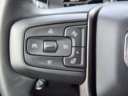 Used 2025 GMC Sierra 1500 AT4 w/ AT4 Premium Package image 23