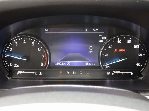 Used 2024 Ford Explorer XLT image 8