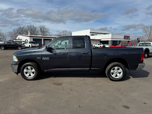 Used 2016 RAM 1500 ST w/ SXT Appearance Group image 2