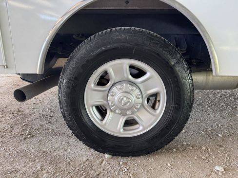 Used 2023 RAM 3500 Tradesman AWD/4WD image 43