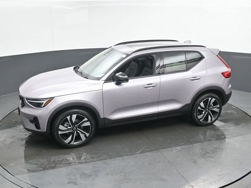 New 2026 Volvo XC40 B5 Ultra w/ Protection Package Premier AWD/4WD image 35