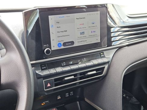 Used 2025 Toyota Camry LE FWD image 19