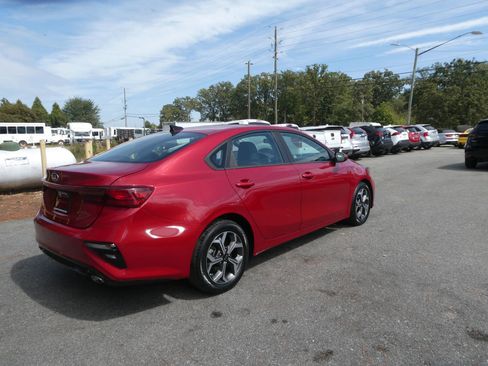 Used 2020 Kia Forte LXS image 5