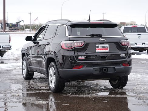 Used 2019 Jeep Compass Latitude w/ Popular Equipment Group image 5