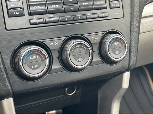 Used 2015 Subaru Forester 2.5i Touring w/ Popular Package #1 image 32