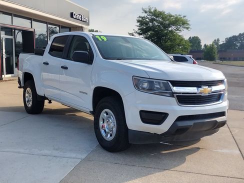 Used 2019 Chevrolet Colorado W/T RWD image 15