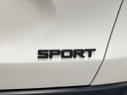 Used 2024 Honda HR-V Sport image 9