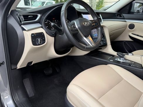 Used 2021 INFINITI QX50 Essential FWD image 13