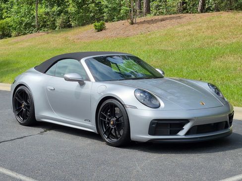 Certified 2023 Porsche 911 Carrera 4 GTS AWD/4WD image 32