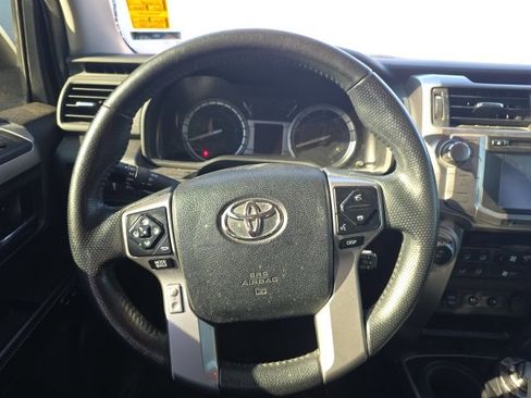 Used 2017 Toyota 4Runner Limited image 9