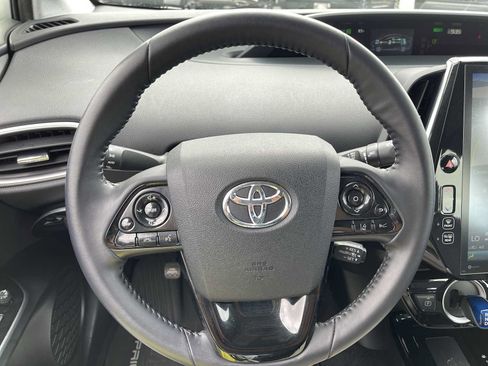Used 2021 Toyota Prius Prime XLE FWD image 11
