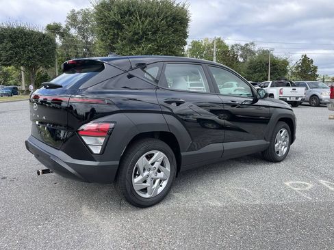 New 2026 Hyundai Kona SE FWD image 4