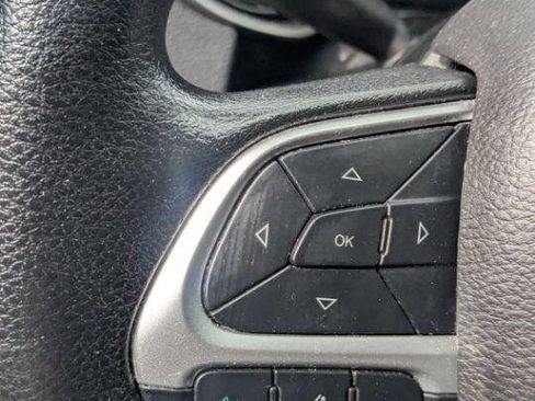 Used 2018 Jeep Compass Sport w/ Mopar Graphics Package image 32