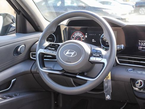 Certified 2024 Hyundai Elantra Blue image 21