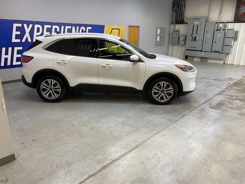 Used 2022 Ford Escape SEL AWD/4WD image 8