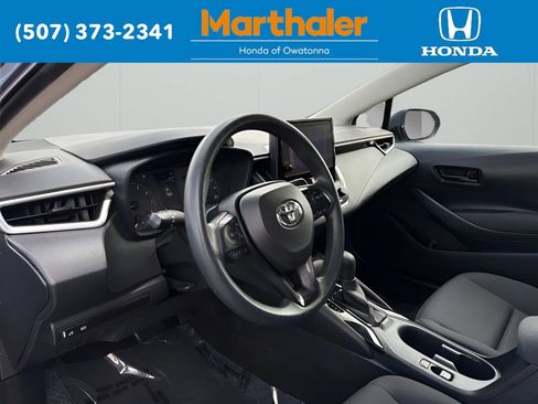 Used 2024 Toyota Corolla LE FWD image 11