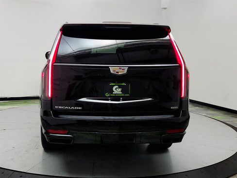 Used 2022 Cadillac Escalade ESV Sport w/ Touring Package AWD/4WD image 6
