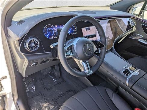 New 2026 Mercedes-Benz EQE 320+ SUV image 3