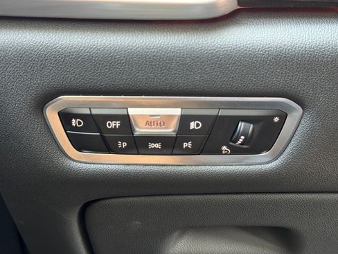 Used 2021 BMW X5 sDrive40i w/ Convenience Package RWD image 18
