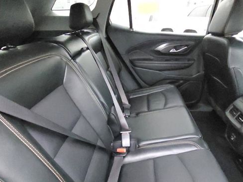 Used 2021 GMC Terrain SLT AWD/4WD image 30