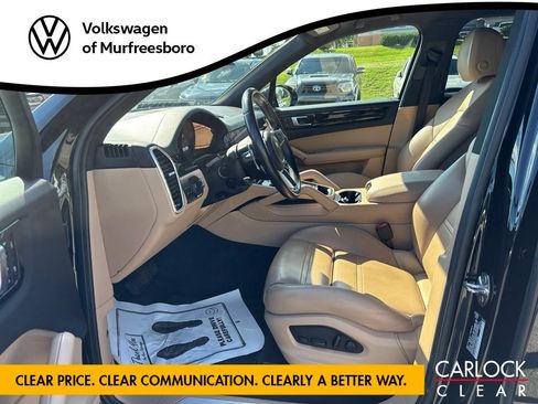 Used 2022 Porsche Cayenne Platinum Edition AWD/4WD image 14