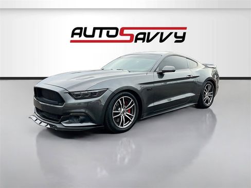 Used 2016 Ford Mustang GT image 3