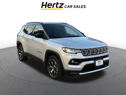 Used 2025 Jeep Compass Limited image 1