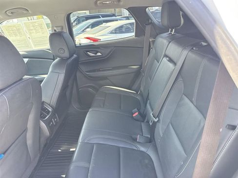 Used 2024 Chevrolet Blazer LT w/ Sound & Technology Package FWD image 20