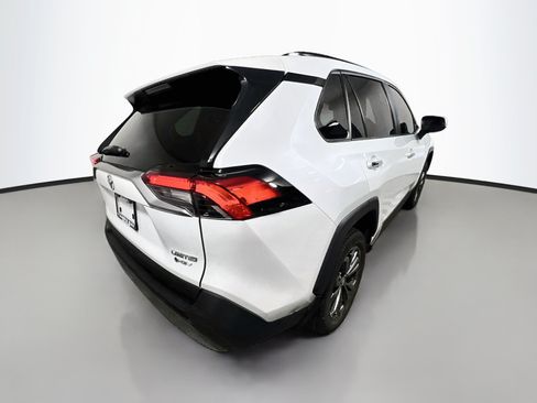Used 2025 Toyota RAV4 Limited AWD/4WD image 4