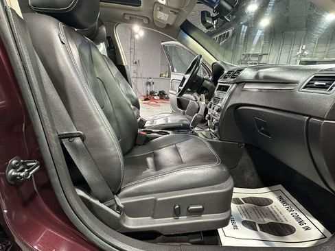 Used 2011 Ford Fusion SEL w/ 302A Rapid Spec Order Code FWD image 39