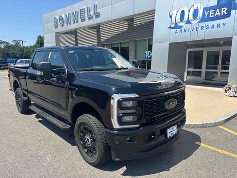 New 2026 Ford F250 XLT w/ XLT Premium Package AWD/4WD image 1