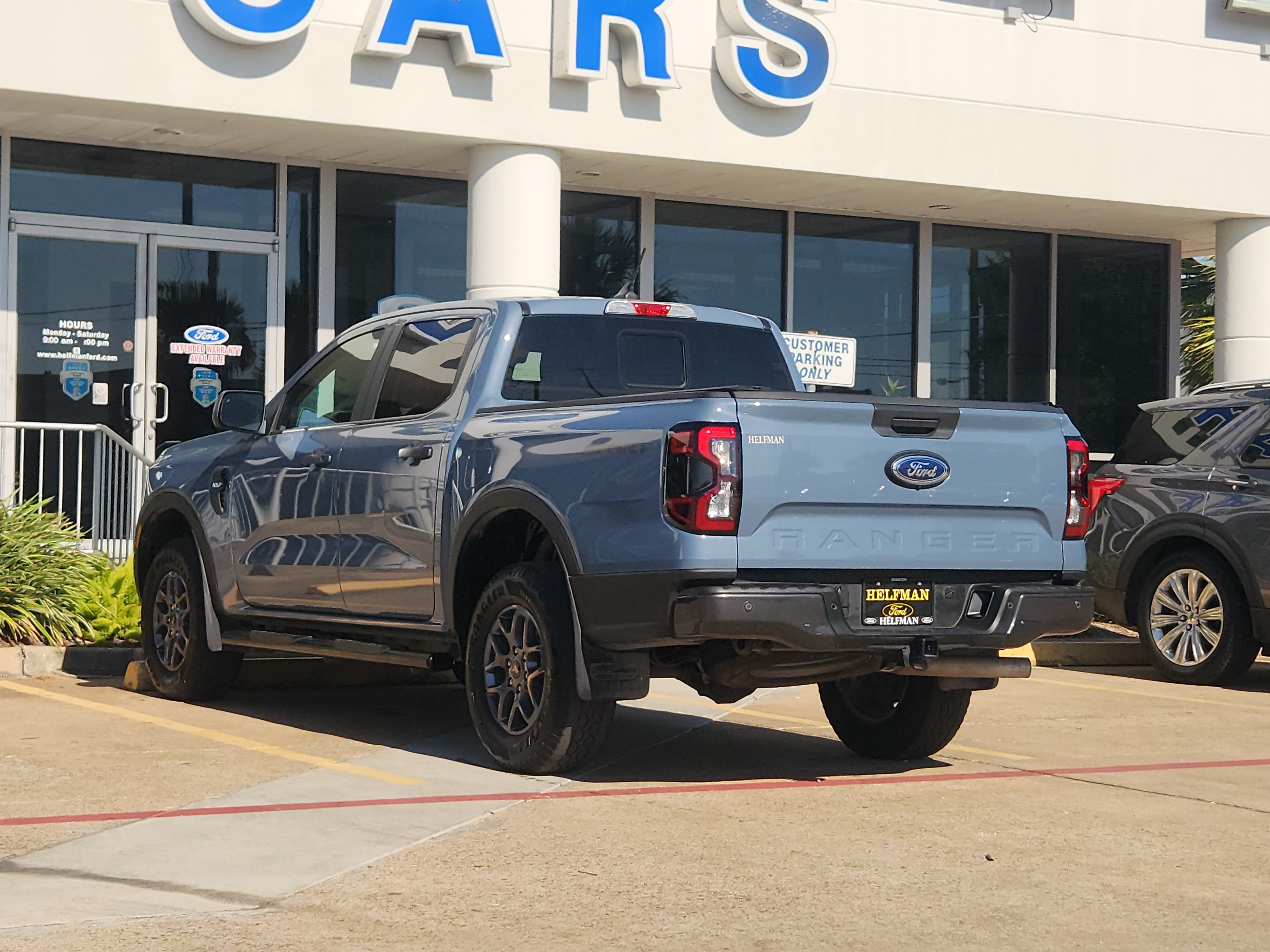 Used 2025 Ford Ranger XLT w/ Equipment Group 301A High RWD image 3