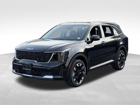 Used 2024 Kia Sorento EX AWD/4WD image 3