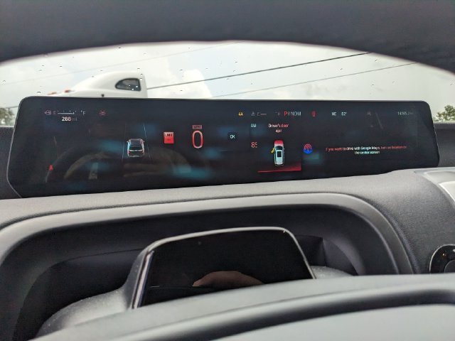 Certified 2025 Ford Expedition Active AWD/4WD image 34