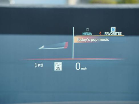 New 2026 BMW X3 xDrive30 w/ Premium Package image 8