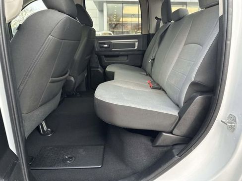 Used 2021 RAM 1500 Classic SLT image 25