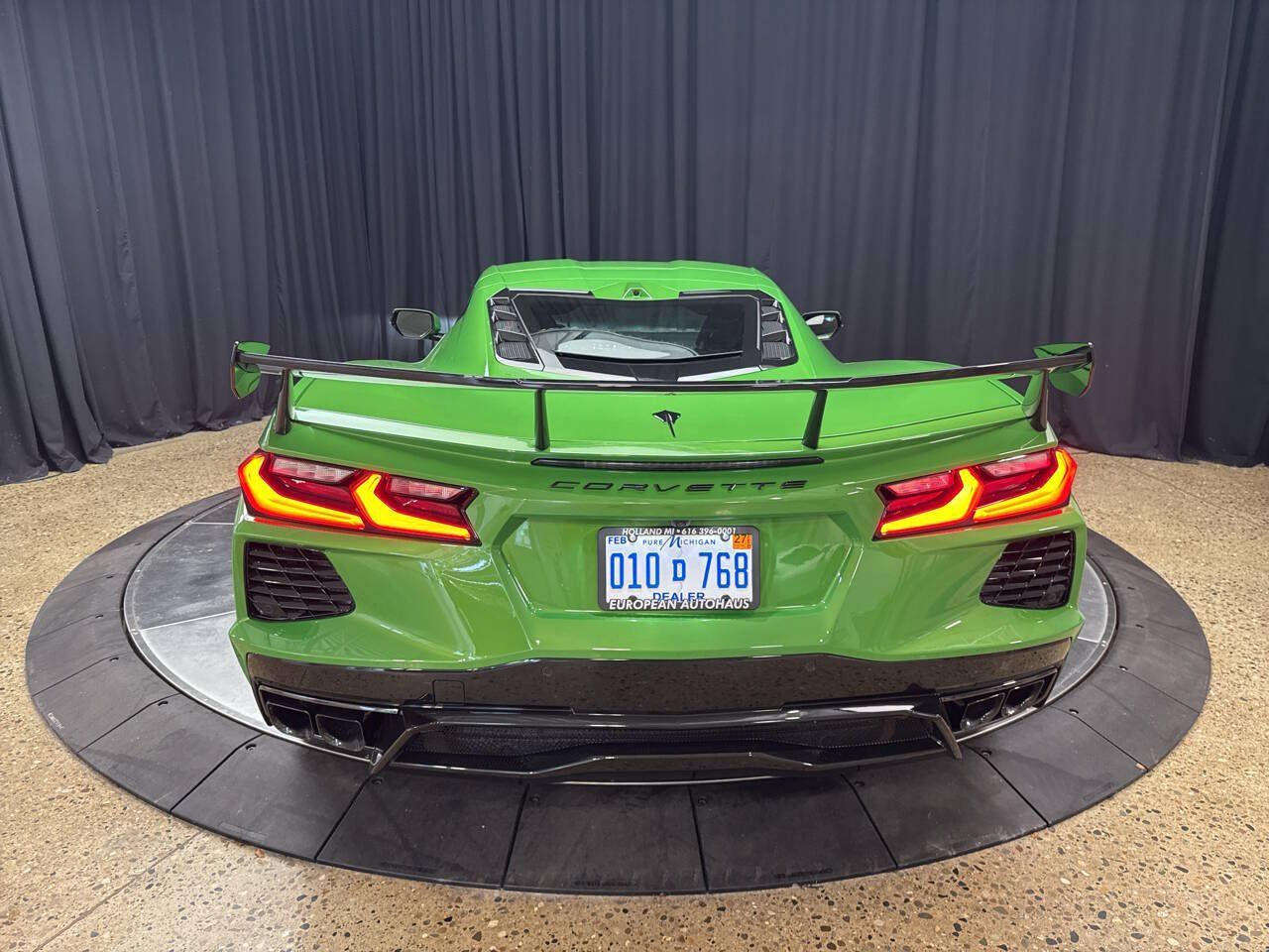 Used 2026 Chevrolet Corvette Stingray Preferred Cpe w/ Battery Protection Package RWD image 5