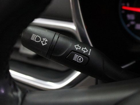 Used 2019 Chevrolet Equinox LT image 14